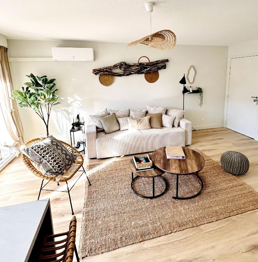 Ferienwohnung Modern 1 Bdr + Balcony + Free Parking + Ac + Pool L'Isle-d'Abeau Exterior foto